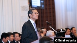 Жоомарт Оторбаев жаңы өкмөттүн курамы менен, 2-апрель, 2014-жыл