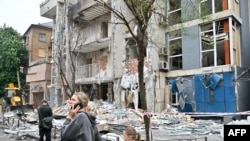 Последствия одного из предварительных ударов по Киеву, май 2025 года