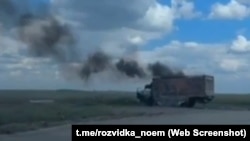 Російський FPV-дрон уразив вантажівку на трасі «Краматорськ – Добропілля»