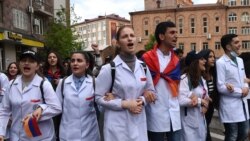 Ուսանողները քայլերթ անցկացրեցին՝ հայտարարելով իրենց պայքարի հաղթական փուլի մասին