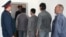 Трудовые мигранты, которых по решению суда депортируют из Казахстана. 