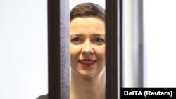Беларустагы оппозиция лидерлеринин бири Мария Колесникова сотто. Минск, 4-август, 2021-жыл. 