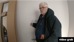 Кристофер Барретт