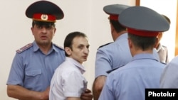 Активист АНК Тигран Аракелян в зале суда