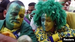 Фанаты сборной Бразилии опечалены поражением своей команды 