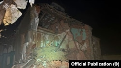 Наслідки одного з попередніх ударів по Шостці в Сумській області, архівне фото