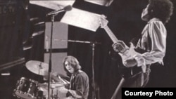 В музее British Music Experience можно почувствовать себя рок-звездой