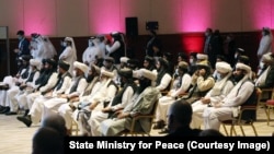 مذاکرات بین دولت افغانستان و نمایندگان طالبان در شهر دوحه