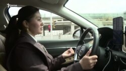 "Адам еріккеннен такси айдамайды". Астаналық көпбалалы ана Ақгүлдің кәсібі