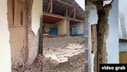 Тажикстандагы жер титирөөнүн кесепети. 