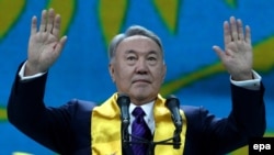 Нурсултан Назарбаєв