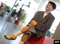 Сьпявак, які выступае пад псэўданімам JJ (Яганэс Пітч)