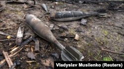 Ілюстраційне фото. Нерозірвані російські мінометні снаряди на Чернігівщині, квітень 2022 року