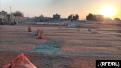 زنان کارگر در فراه که از سوی یک شرکت برای شان زمینۀ کار فراهم شده است