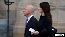 Джефф и Маккензи Безос