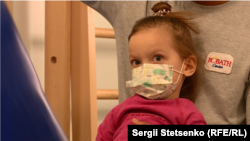 Почавши приймати препарат проти СМА, Лара почала рухатися як ніколи до цього