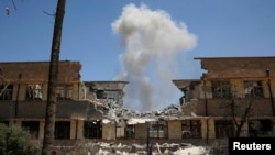 Ҷанг барои бозпас гирифтани шаҳри Мосули Ироқ идома дорад.