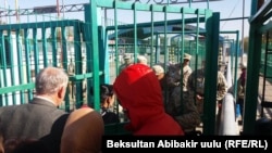 Контрольно-пропускной пункт "Ак-Жол". 12 октября 2017 г.