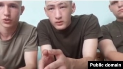 Срочники Вицинец, Керейбаев и Можайцев