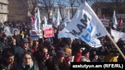 Պարտադիր կուտակային կենսաթոշակային համակարգի դեմ բողոքի ցույցը Վանաձորում: