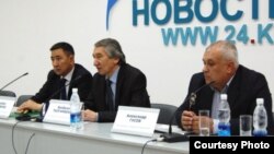 Пресс-конференция лидеров "Народного парламента".