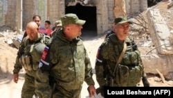 Սիրիա - Ռուսաստանցի զինծառայողները պարեկություն են իրականացնում Դումայում, 16-ը ապրիլի, 2018թ․