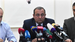 ՀՅԴ անդամներն Արման Բաբաջանյանից պահանջում են ներողություն խնդրել ու զրպարտության համար փոխհատուցել