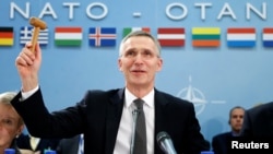 Генсекретар НАТО Єнс Столтенберґ головує на засіданні міністрів оборони країн НАТО у Брюсселі, Бельгія, 15 лютого 2017 року
