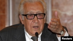 БУУнун жана Араб лигасынын Сирия боюнча чабарманы Л.Брахими, 2013