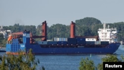  "Урса Майор" ռուսական բեռնատար նավը Բալթիկ ծովի նավահանգստում, հուլիս, 2022թ․