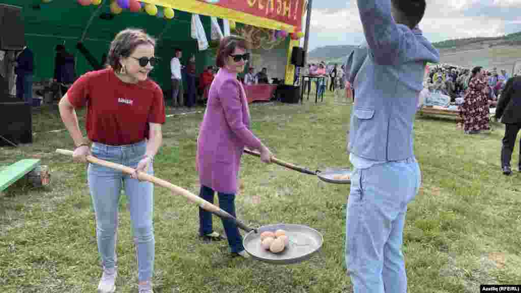 Мондый бәйге дә бар икән