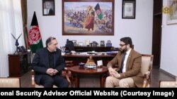 دیدار حمدالله محب مشاور امنیت ملی افغانستان (راست) با سفیر ایران در کابل. Jan.04.2019