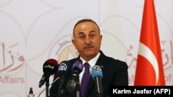 Түрк тышкы иштер министри Мевлүт Чавушоглу маалымат жыйынында. Доха, Катар. 2021-жылдын 11-марты. 