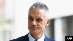 Тім Дейві у своїй заяві сказав, що «були допущені деякі помилки, і як генеральний директор я маю взяти на себе повну відповідальність»