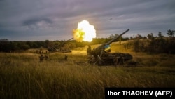 Украин аскерлери орус армиясынын позициясына сокку урууда. Украинанын чыгышы. Архивдик сүрөт.