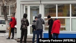 Тыванын борбору Кызыл шаарындагы балдар.