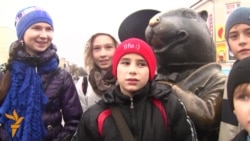 «Це совєтікуси перемудрували» – із міркувань білорусів про відзначення дати 7 листопада