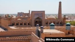 Бухородаги тарихий обидалардан бири.