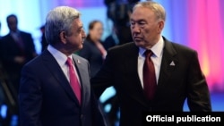 Հայաստանի և Ղազախստանի նախագահները Եվրասիական տնտեսական միության Աստանայի գագաթնաժողովի ժամանակ, 29-ը մայիսի, 2016թ․