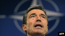 Расмуссен Брюсселдеги маалымат жыйынында, 3-август, 2009