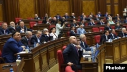 Фракция РПА на заседании Национального собрания (архив)