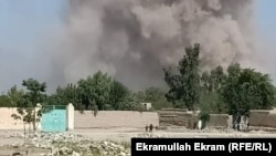 За даними влади району Гані Хел в провінції Нангархар, вибухнув автомобіль. Ціллю нападу була адміністративна будівля, де є певні військові об’єкти