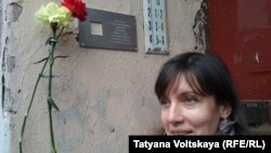 Анастасия Демидова подала заявку на табличку с именем Эсфири Абрамович: она нашла имя погибшей женщины