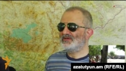 Алек Енигомшян