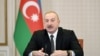 Алиев Украинаны "оккупацияланган аймактардан  баш тартпоого" чакырды