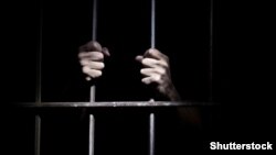 Ozalky tussaglar hukuk goraýjy işgärleri tarapyndan häli-şindi her dürli kemsitmelere-de sezewar edilýändiklerini aýdýarlar.