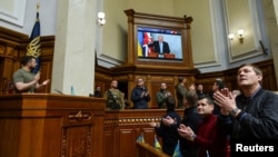 Улуу Британиянын премьер-министри Борис Жонсон Украинанын парламентиндеги видео кайрылуусу. 3-май, 2022-жыл.