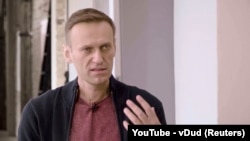 Russian opposition leader Aleksei Navalny (file photo)