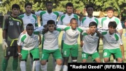 Бозигарони дастаи "Энергетик"-и Душанбе. Акс аз бойгонӣ