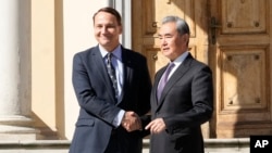 Радаслаў Сікорскі і Ван І, Варшава, 15 верасьня 2025